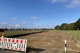 Dieses Foto zeigt die Erschließungsarbeiten für Neubaugebiet "Auf dem Bleck I"