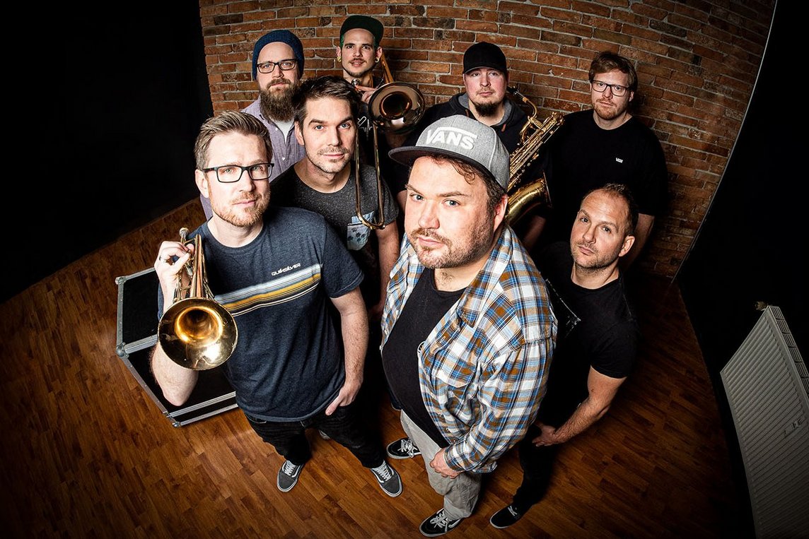 Dieses Foto zeigt die Band Awesome Scampis