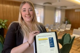 Dieses Foto zeigt Standesbeamtin Vanessa Nießen 