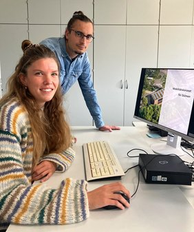 Dieses Foto zeigt Katharina Stamer und Lennart Mania