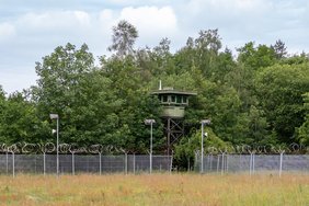 Dülmen, Kirchspiel, ehem. Sondermunitionslager Visbeck, Wachturm Das ehemalige Sondermunitionslager Visbeck hat in diesem Jahr so viele Interessierte angezogen wie noch nie. Foto: Dietmar Rabich