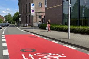 FahrradStraße_Duelmen1.jpg FahrradStraße_Duelmen1.jpg