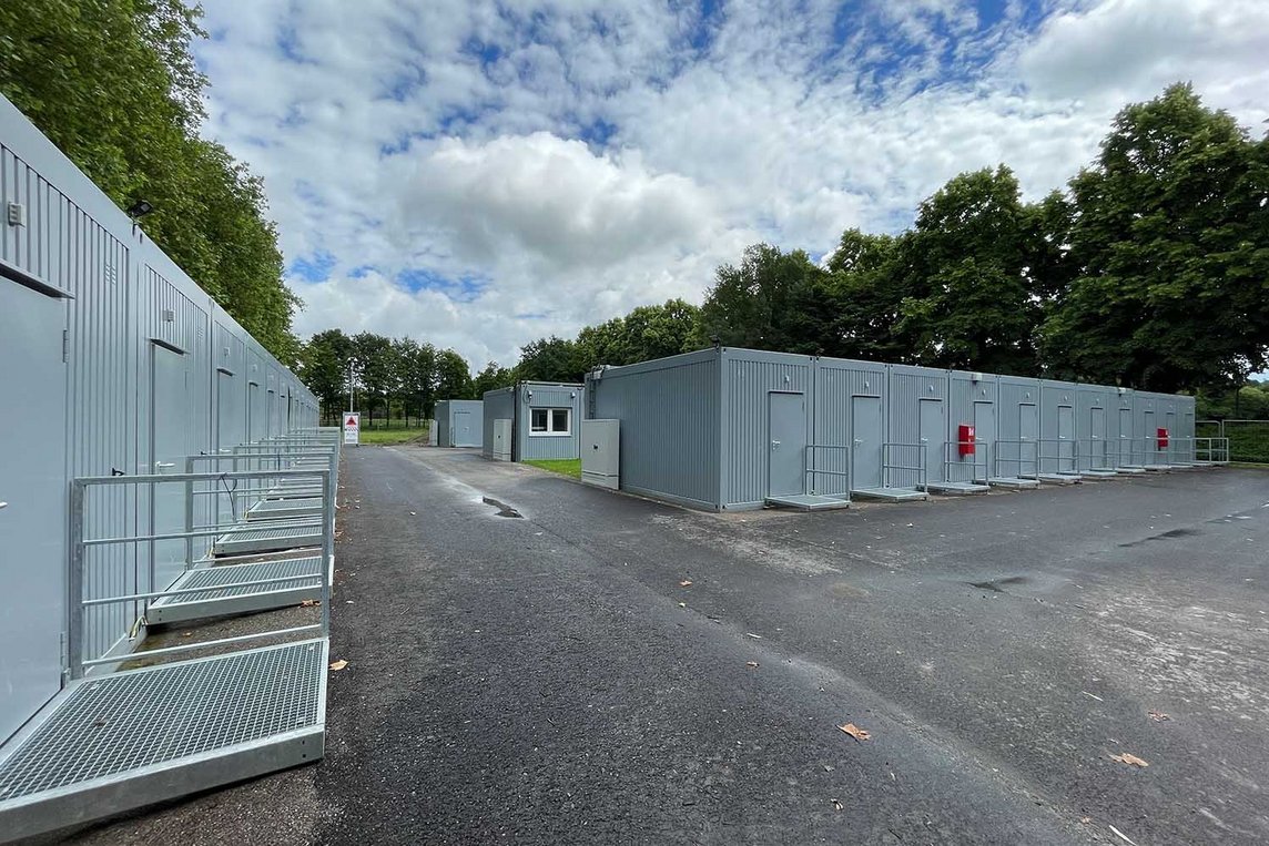 Dieses Foto zeigt die Container-Wohnanlage am Sportzentrum Süd