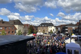 Den ganzen Tag über herrschte in der Innenstadt bunter Trubel. Fotos: Stadt Dülmen/Kannacher