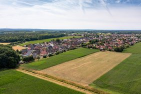 Das Foto zeigt eine Luftaufnahme der Fläche.