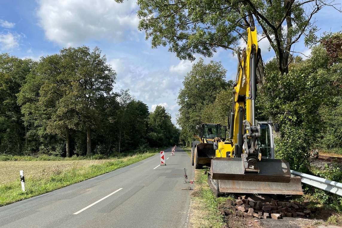 In dieser Woche haben die Bauarbeiten am Radweg an der Borkener Straße zwischen Dülmen und Merfeld begonnen.